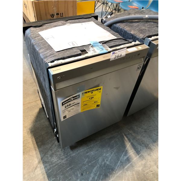 LG QUADWASH STAINLESS STEEL BUILT IN DISHWASHER MODEL LDFN3432T 24"W X 25"D X 34"H PLEASE PREVIEW