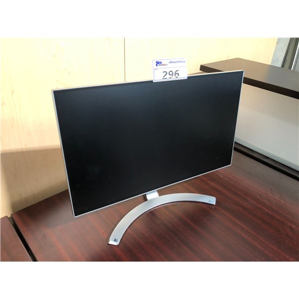 LG 24" LCD MONITOR