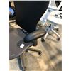 Image 2 : HERMAN MILLER MIRRA 2 BLACK FULLY ADJUSTABLE TASK CHAIR WITH BROKEN ARM