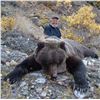 Image 1 : Alaska: 10 Day Guided Spring Grizzly Bear & Wolf Hunt for 1 Hunter, with Midnight Sun Safaris
