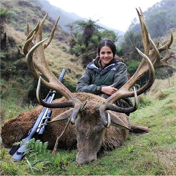 New Zealand: 5 Day Trophy Hunt for 2 Hunters & 2 Observers, including a $9,000 Trophy Free Credit