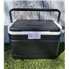 Image 1 : Six Pack Club Car Cooler