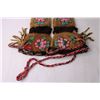 Image 3 : Beaded Indigenous Gloves