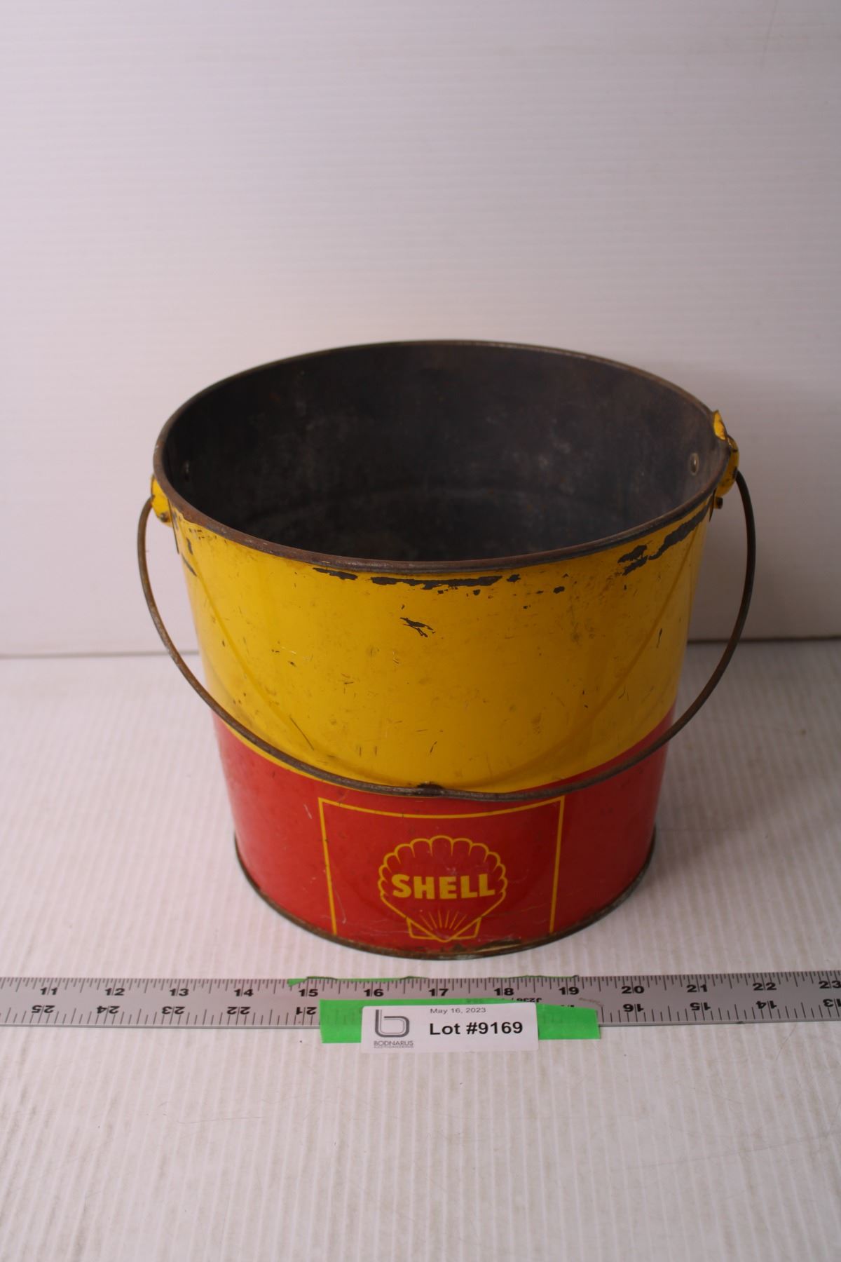 Shell Iron Bucket Vintage Shell 10 Pound Bucket