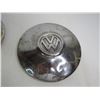 Image 2 : (2) Volkswagen Hub Caps (has damages)