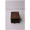 Image 3 : Antique Wood Model T Coil and Carpenters Plain