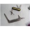 Image 3 : (2) Pocket Knives - (3) Utility Knives - Screw Driver
