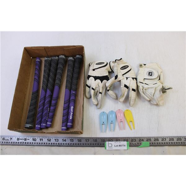 (3) Golf Gloves+(6) Golf Club Grips+(4) Divit Fixers