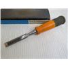 Image 2 : Sharpening Stone - Chipped 1/2" Chisel