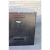 Image 3 : *Metal Filing Cabinet - 36" x 18" x 40 1/2"