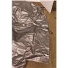 Image 4 : *Gray Tarp