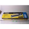 Image 1 : 17" Tile Cutter (NIB)