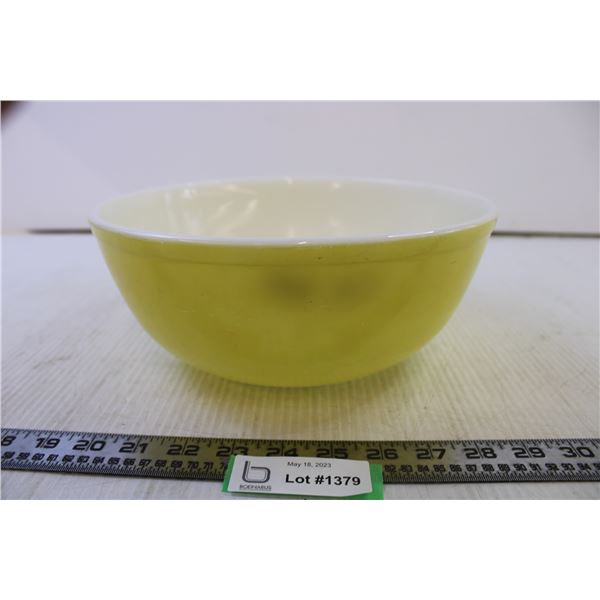 Pyrex Mixing bowl