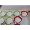 Image 5 : (16) Green Plastic Bowls+ (3) Red Plastic Bowls