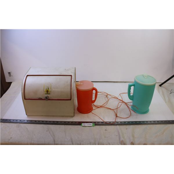 Twine + (2) Pitchers + Bread Box