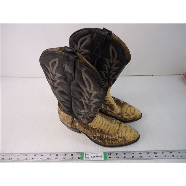 Snakeskin Cowboy Boots-Size 9.5