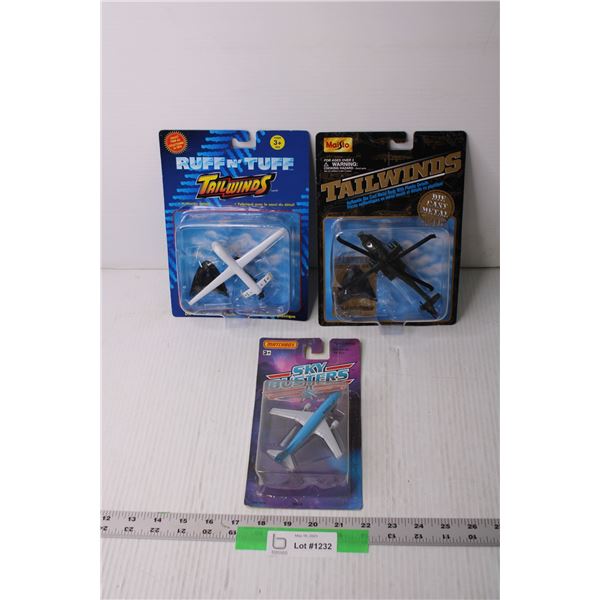 (3) Die Cast Tailwinds Airplanes (NIB)