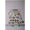 Image 1 : Lot of Vintage Brooches and Jewelry (Some Missing Rhinestones)