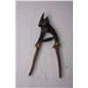 Image 3 : (2) Vintage Metal Banding Tools