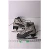 Image 1 : Youth Two Tone Grey Ice Skates - Size 6