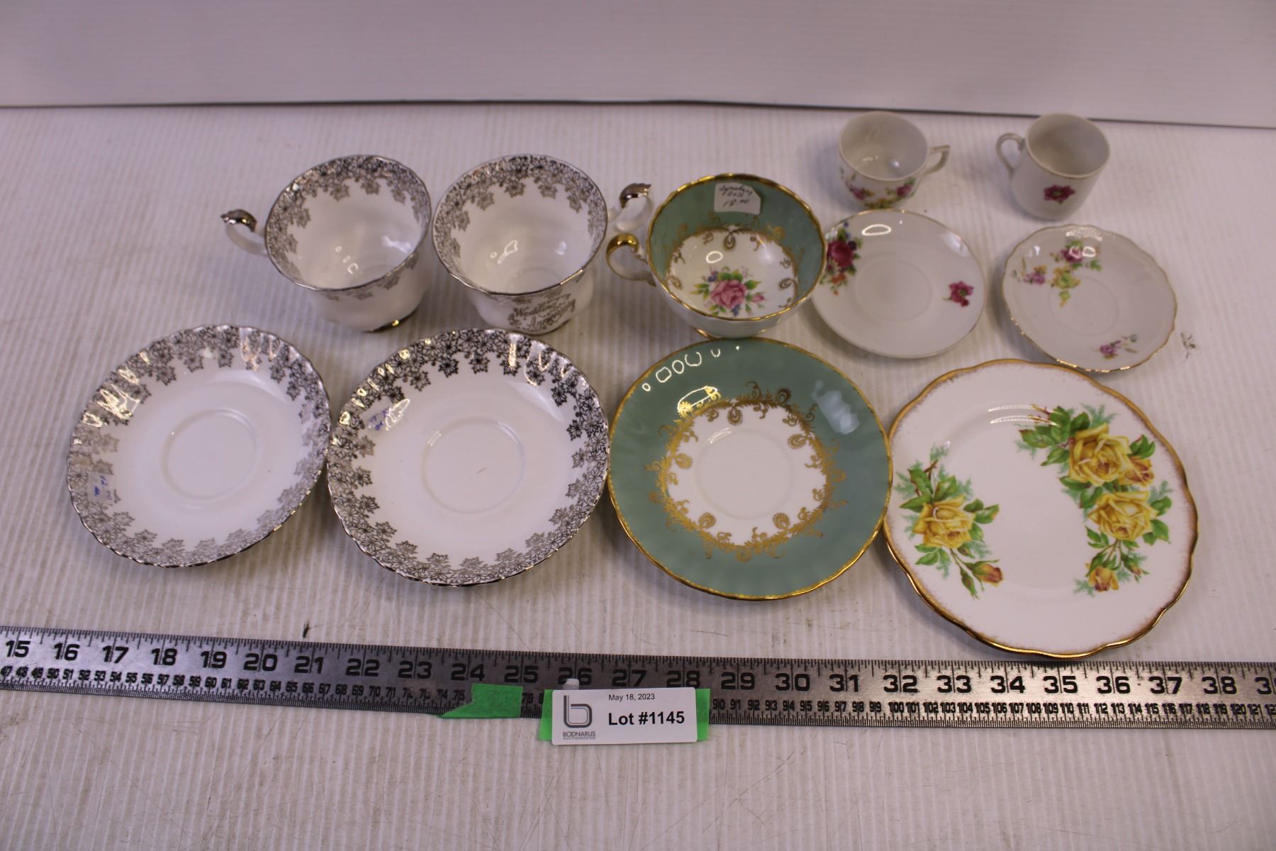 (4) Tea Cups with Saucers+ 1 Saucer - Bodnarus Auctioneering