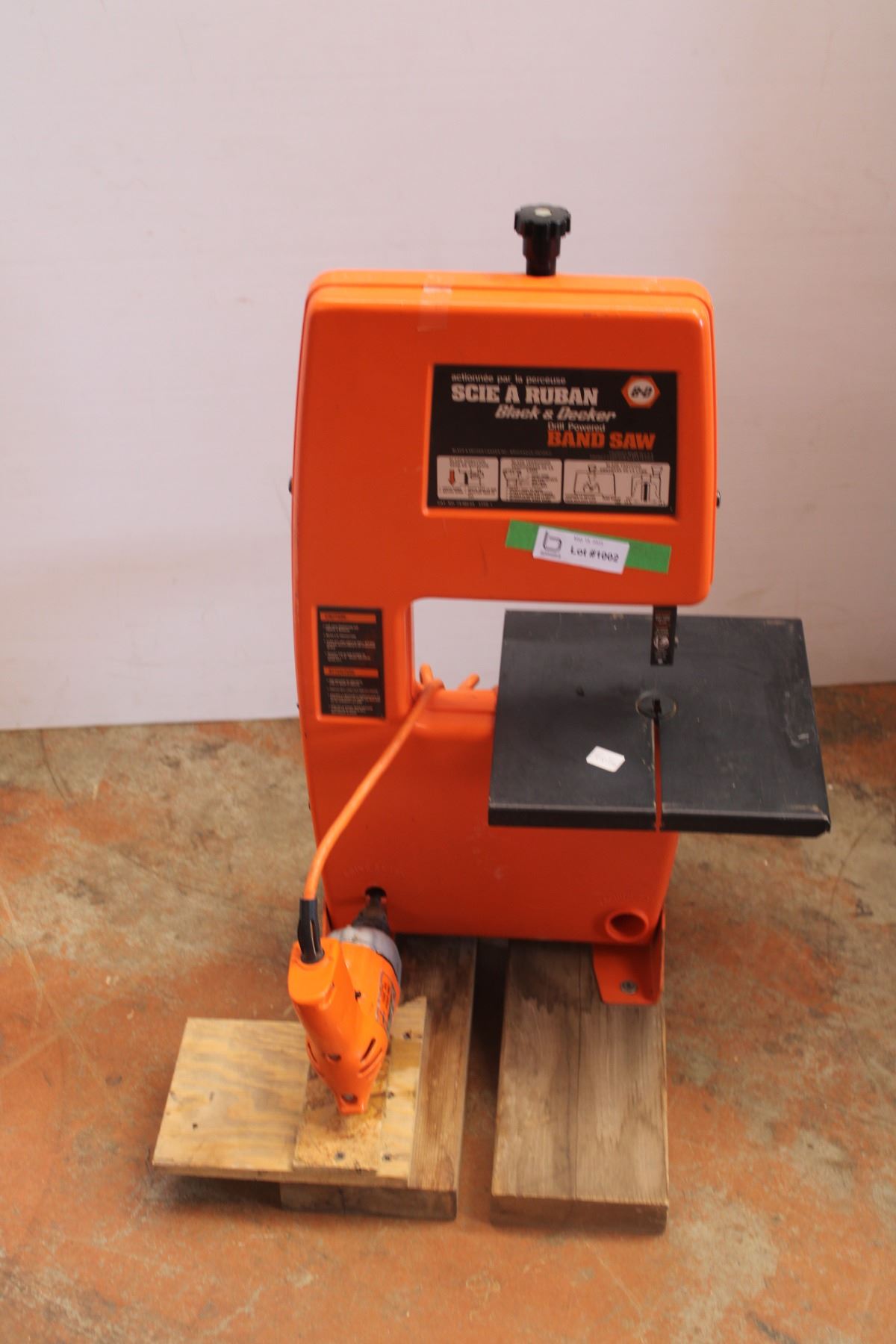 *Black and Decker Drill Powered Band Saw (Working) Bodnarus Auctioneering