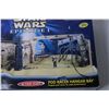 Image 2 : First Edition Star Wars Episode 1 Pod Racer Hangar Bay Toy Set (NIB)