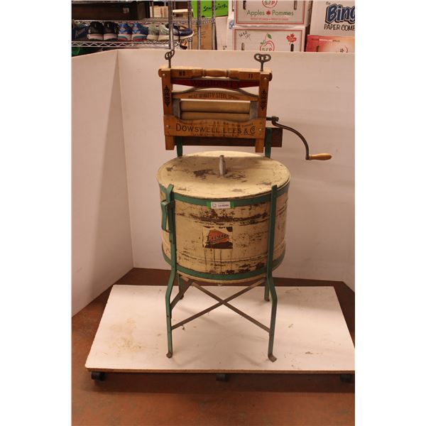 *Antique Round Washing Machine with Ringer - Bodnarus Auctioneering