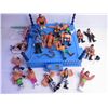 Image 2 : Wrestling Mat w/Assorted Wrestlers