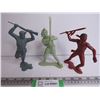 Image 1 : (3) Louis Marx & Co. Plastic Figurines
