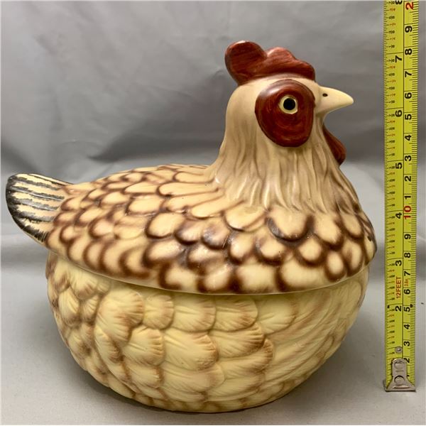 Large covered Dish Pottery Ceramic Hen on Nest