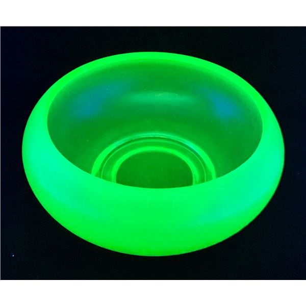 Fenton Ice Green / Uranium Stretch Glass Large Cupped 8  Bowl! Rare size! Circa 1920's