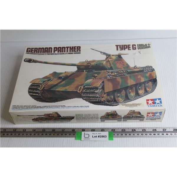 German Pather Tank - Type C Early Version (1/35 Scale model kit) - (unopened)