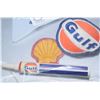 Image 1 : (3) Gulf Oil Items