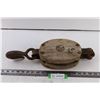Image 1 : Antique Wooden Pulley