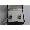 Image 3 : Pear Shaped Glass Blue Topaz Earrings - 14k Gold Plated