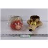 Image 1 : (2) 1992 Loony Toons Mugs -- Wile E. Coyote and Yosemite Sam