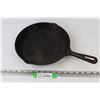 Image 1 : 10" Cast Iron Frying Pan