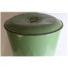 Image 2 : *Vintage Flour Bin w/ Lid(17" x 24 1/2")