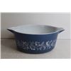 Image 4 : Pyrex Blue & White Casserole Dish