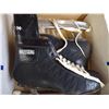 Image 2 : Vintage Men's CCM Hockey Skates Size 9.5 in original Box