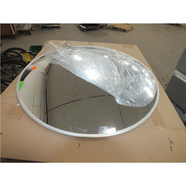 Large Convex Mirror