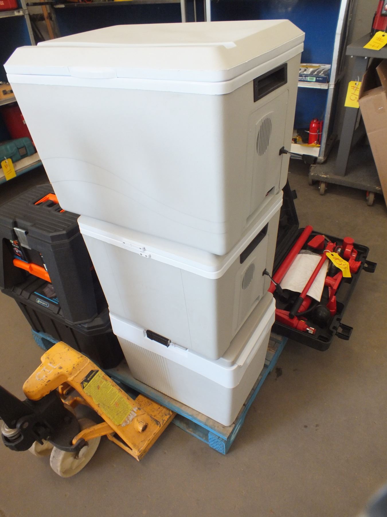 3 Portable Car Hot / Cold Coolers