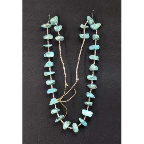 PUEBLO INDIAN TURQUOISE NECKLACE