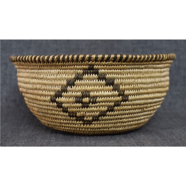 HAVASUPAI INDIAN BASKET