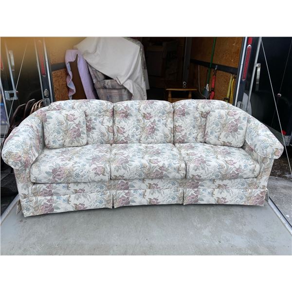 FLORAL SOFA