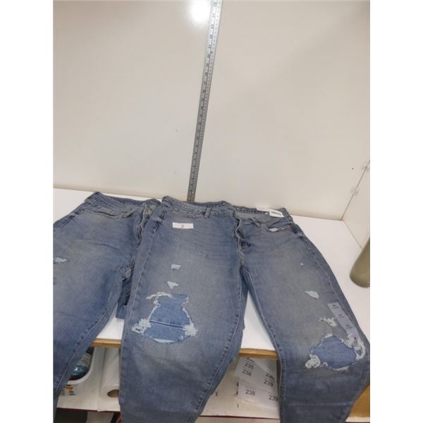 Old Navy jeans - secret-slim pockets size 18