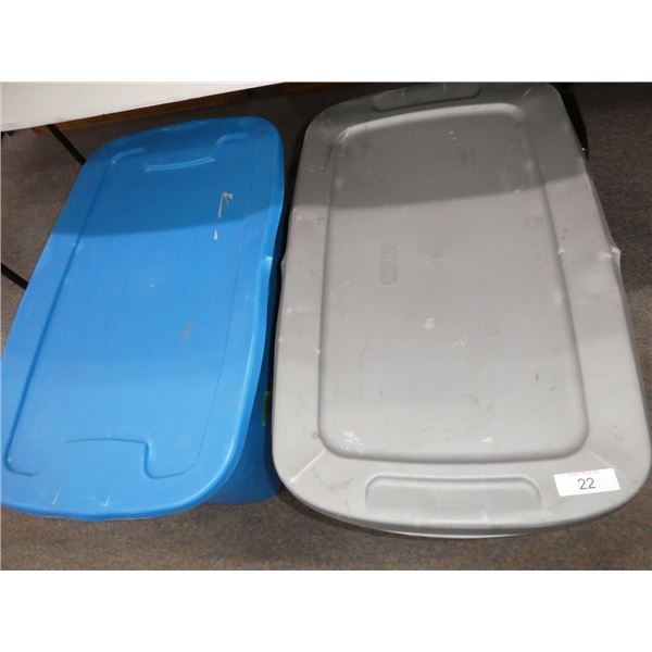 Rubbermaid totes both with lids