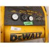 Image 3 : DeWalt air compressor