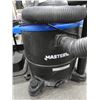 Image 2 : Mastervac 60L vacuum works